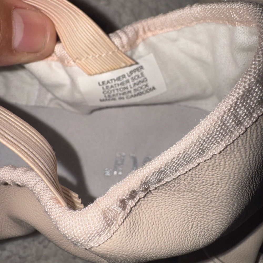 Bloch Blush Pink Leather Ballet Flats with Elastic Topline - Picture 2 of 3